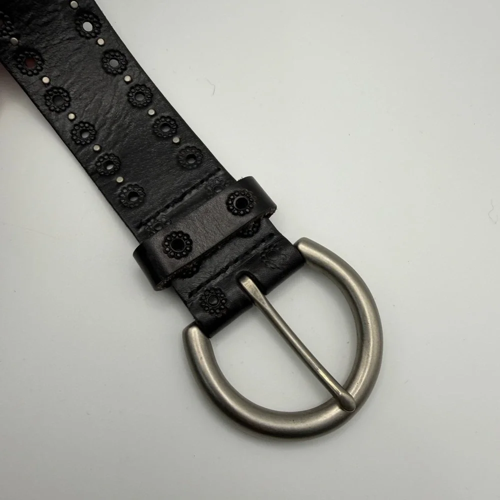 Fossil Womens Black Leather Floral Perforated Studded Belt L BT2817001